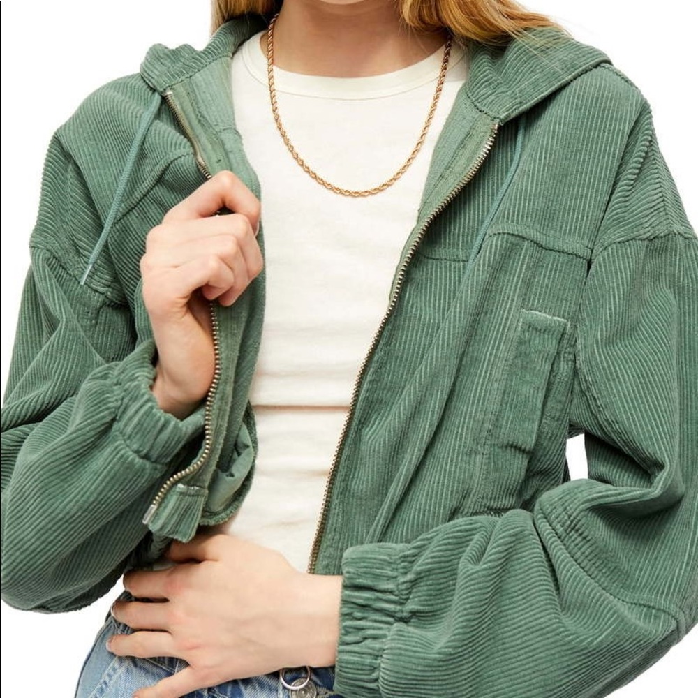 BDG Urban Outfitters short crop corduroy jacket